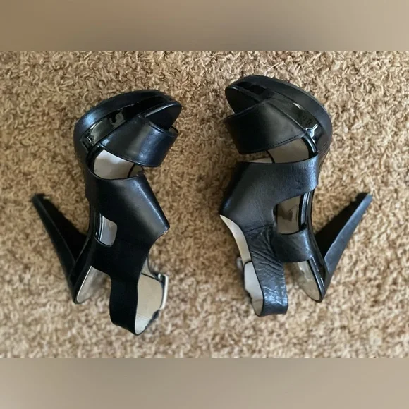 New Michael Kors Platform Heels Size 7 Black Leather - Picture 4 of 9